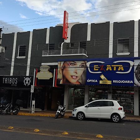Hotel Avenida Tupã Buitenkant foto