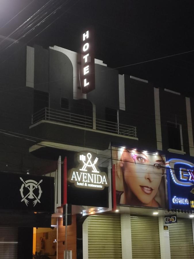 Hotel Avenida Tupã Buitenkant foto