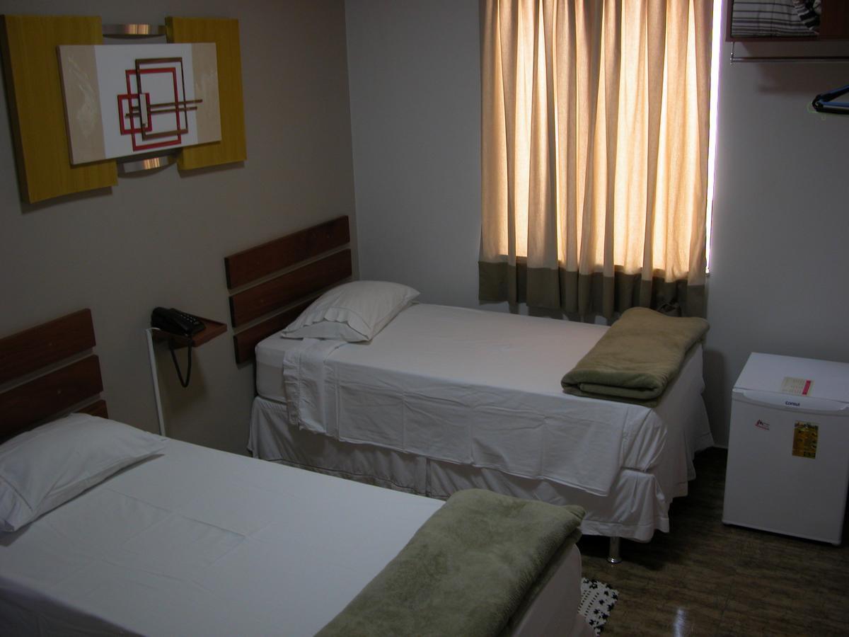 Hotel Avenida Tupã Buitenkant foto